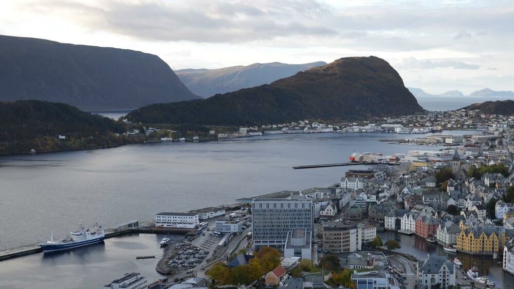 Ålesund Kommune / Alesund Politianmelder Og Stenger Restaurant Abc