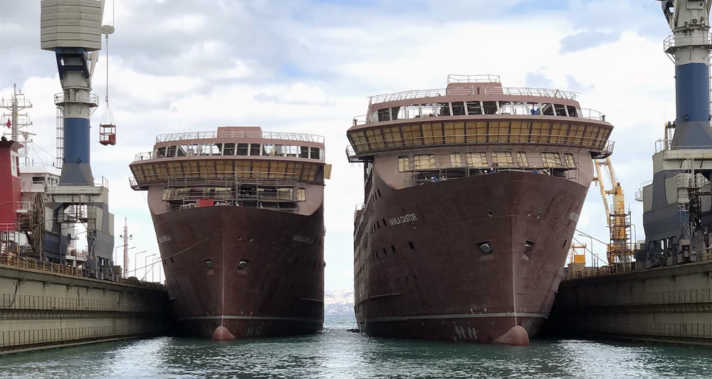 Havila Capella og Castor sjøsetting Tersan foto Havila Kystruten