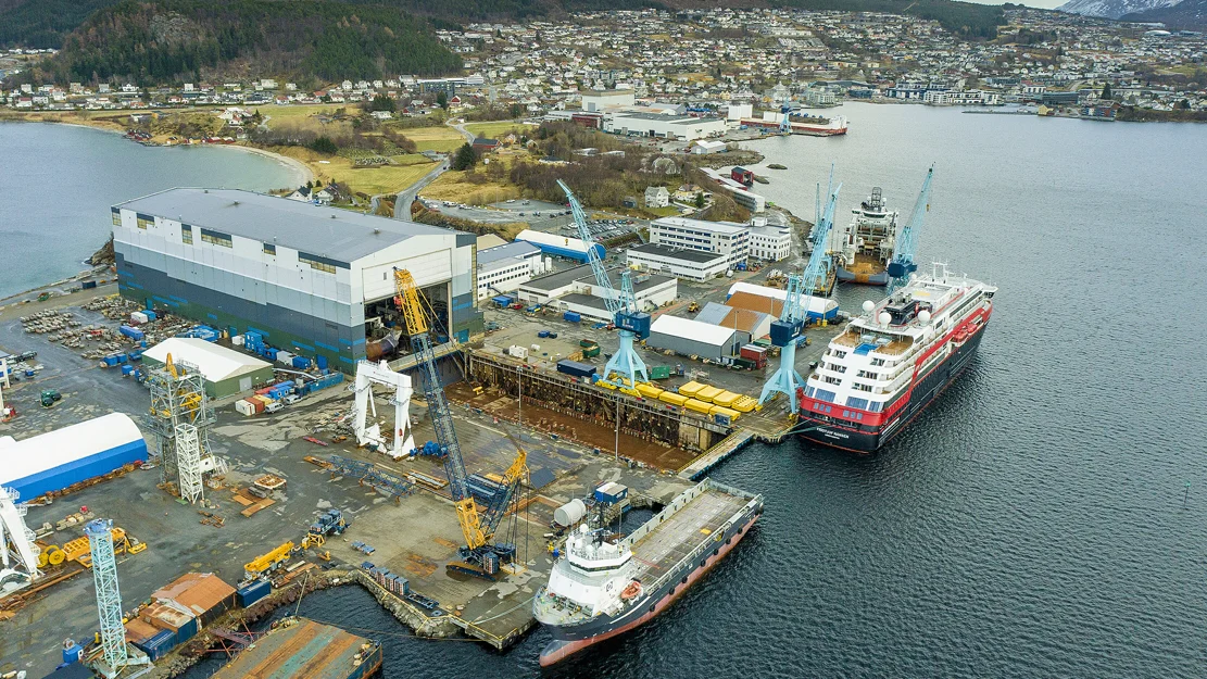 Ulstein verft foto per eide ulstein group 11