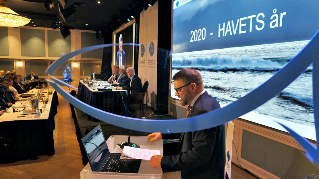 Stimuler til investeringer og oekt aktivitet