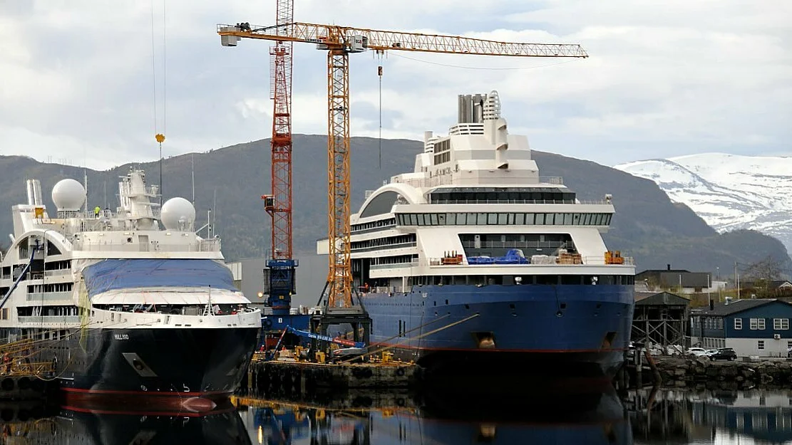 Ponantskip hos Vard Søviknes foto M Arius