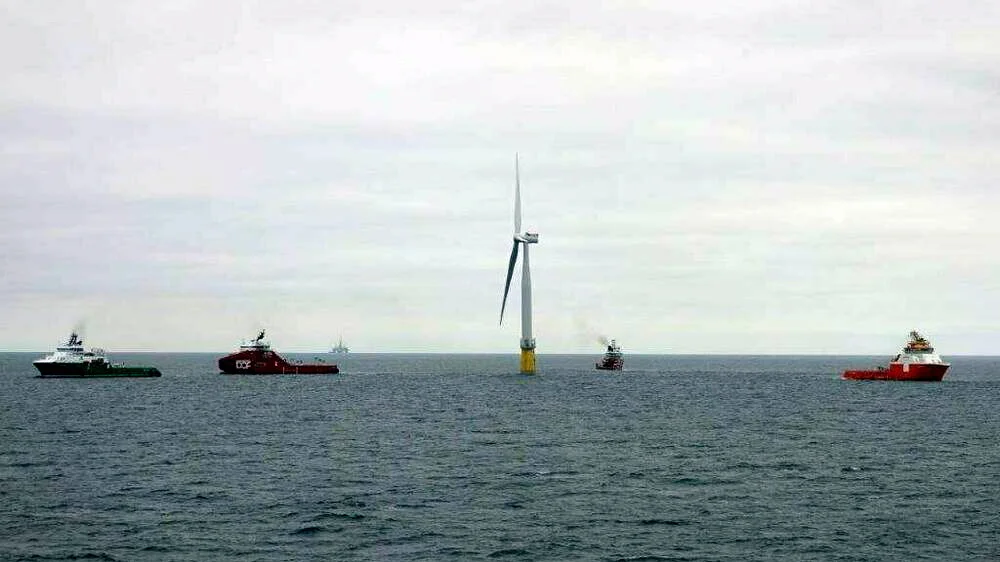 Vindturbin hywind tampen foto havila shipping