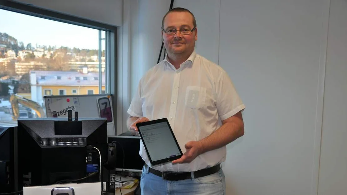 Bytter perm med skjerm