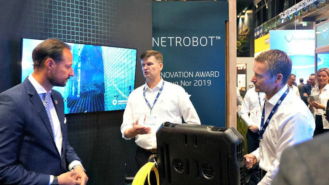 Mørenot sjef Arne birkeland H M Kronprins Haakon på Aqua Nor 2019 Mørenot FSN Capital foto Ogne