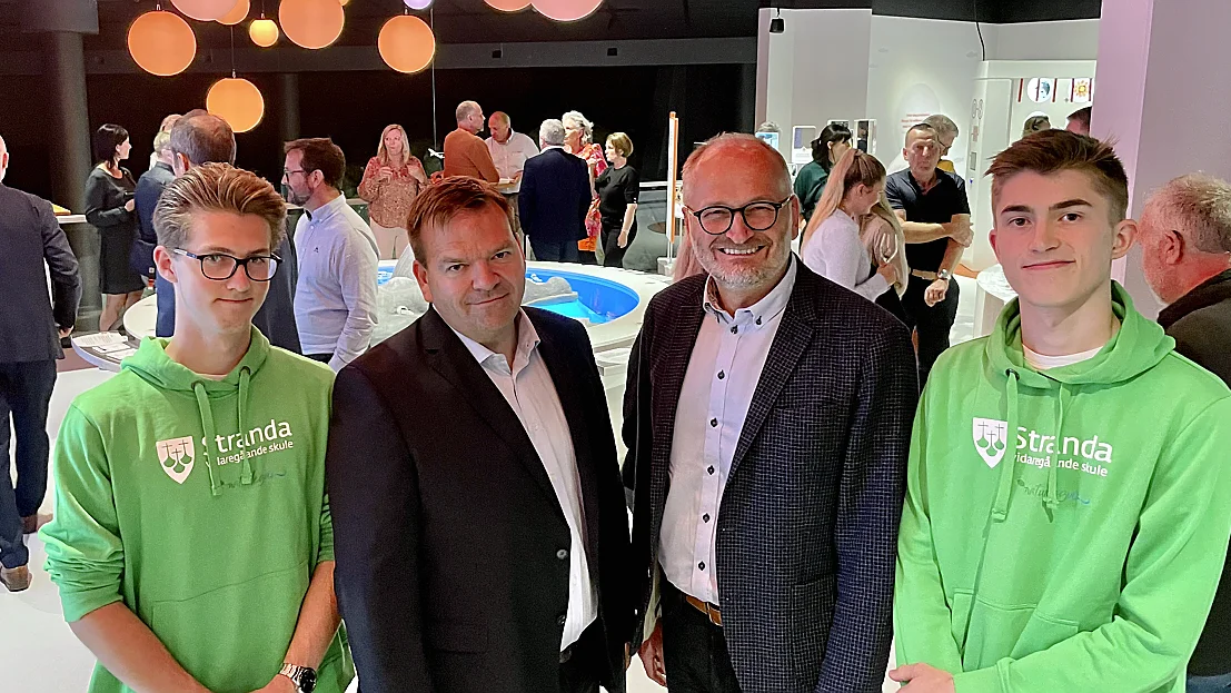 Visningssenteret åpning Emil Andre Helstad Roger Hofseth Jon Hjortdal Mathias Martinsen foto Marius 11