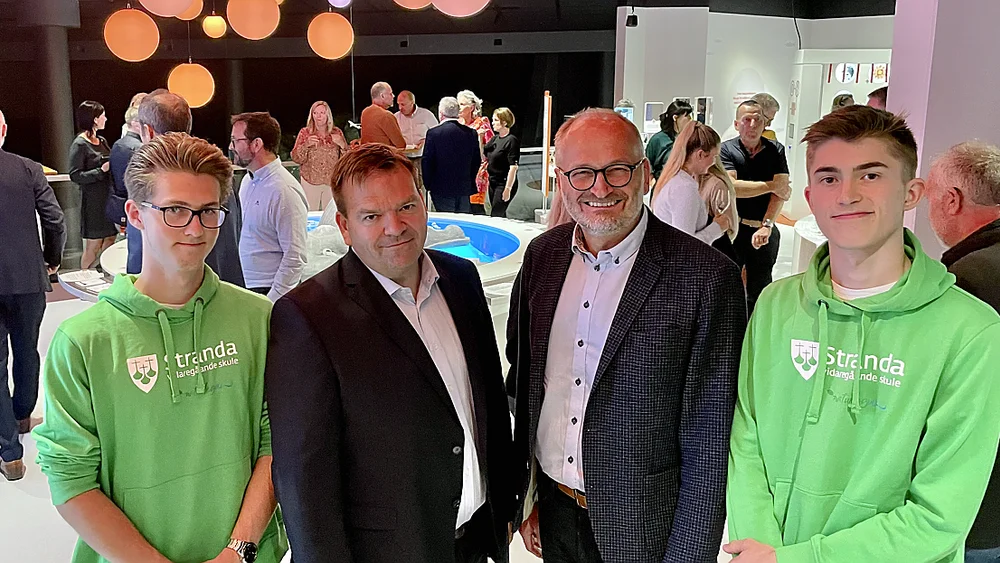 Visningssenteret åpning Emil Andre Helstad Roger Hofseth Jon Hjortdal Mathias Martinsen foto Marius 11