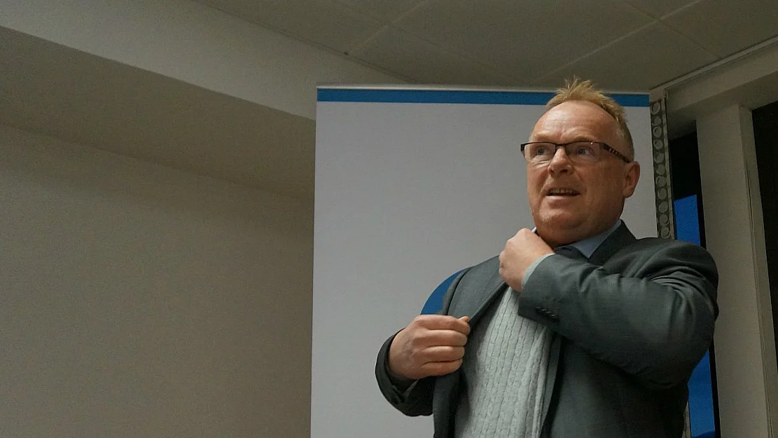 Sandberg fjernar fiskestengsel