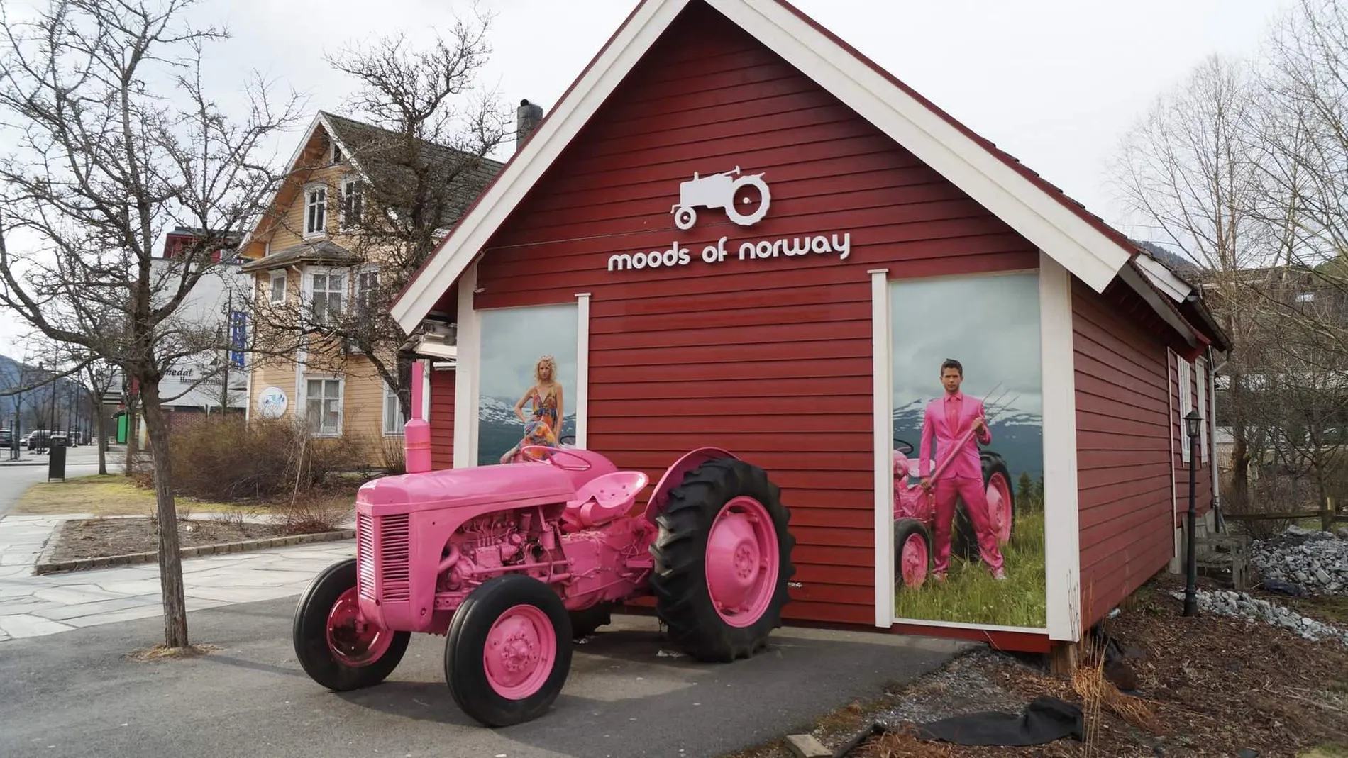 Raude tal for Moods dotter