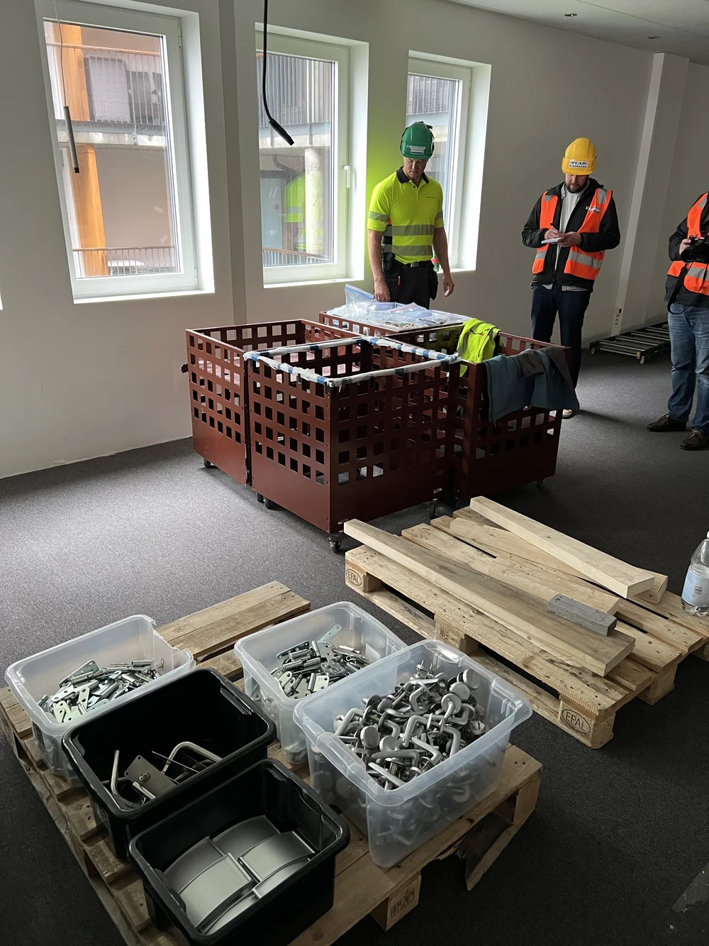 Dørhåndtak og låsekasser