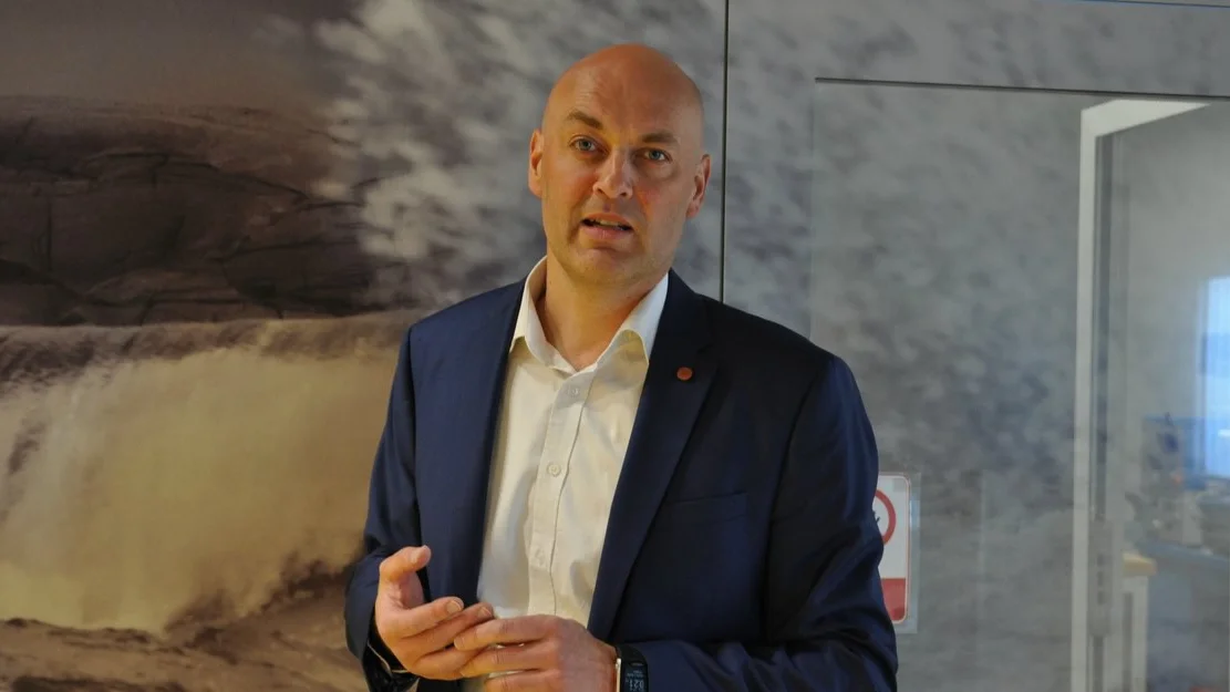 Koppernaes oeker i Triple Nine