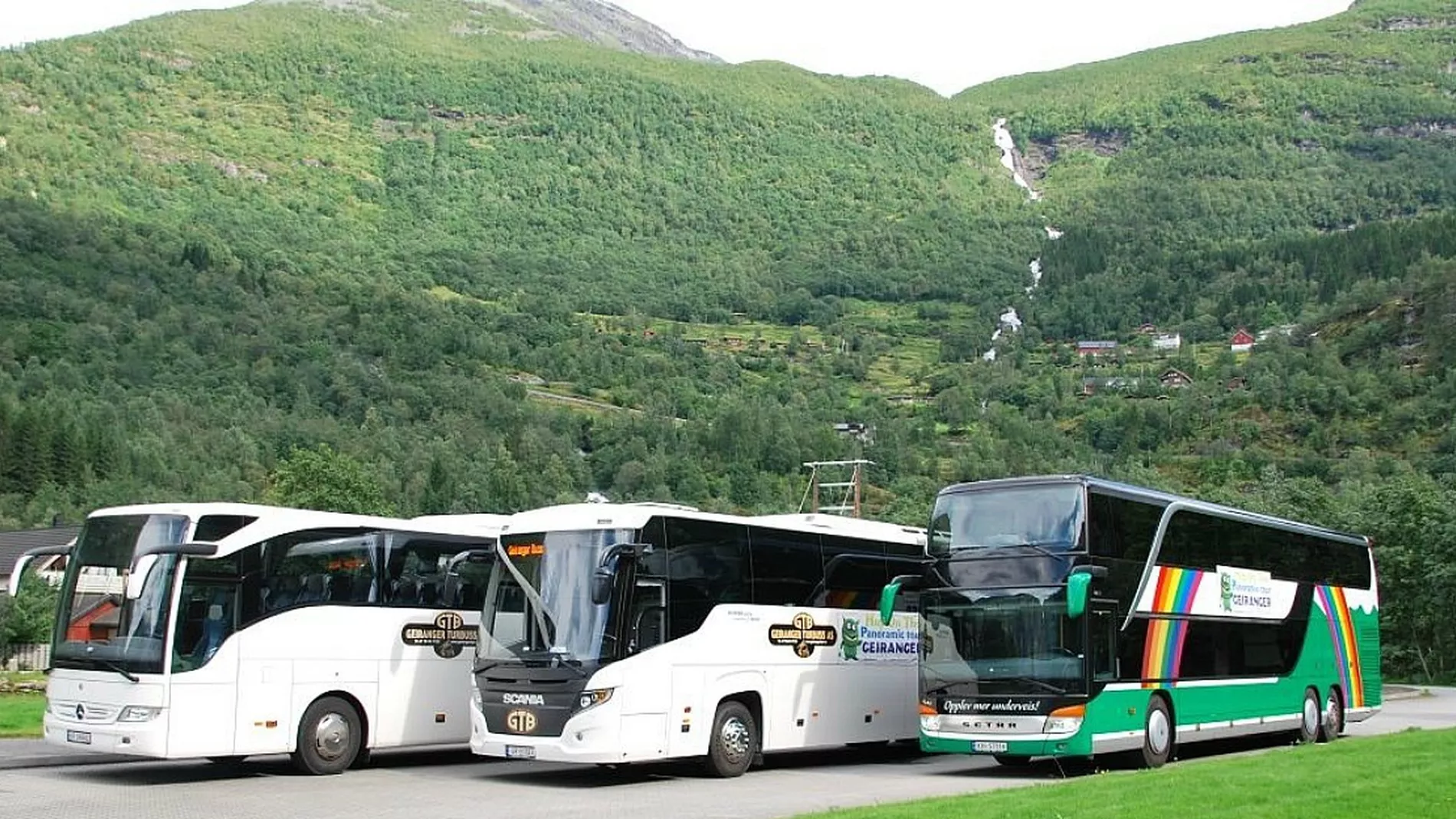 Geiranger Turbuss med hoeg aktivitet