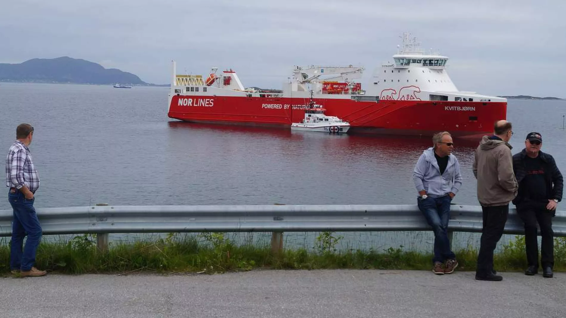Skal overvake Kvitbjoern og Kvitnos fraa land