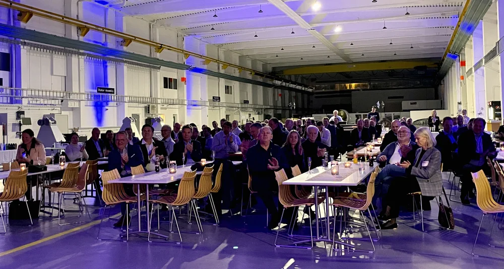 Kongsberg Maritime feiring produksjonslinje Ulsteinvik foto Marius 11