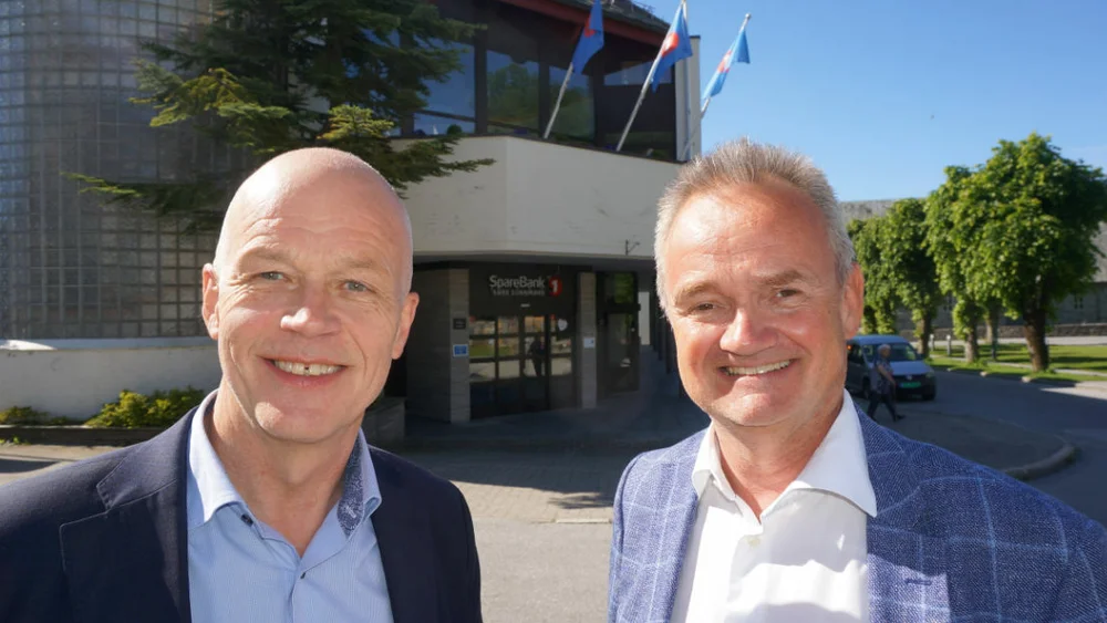 Stig Brautaset Jan Frode Janson Sparebank1 Søre Sunnmøre Sparebank1 S Mn samanslåing foto Ogne
