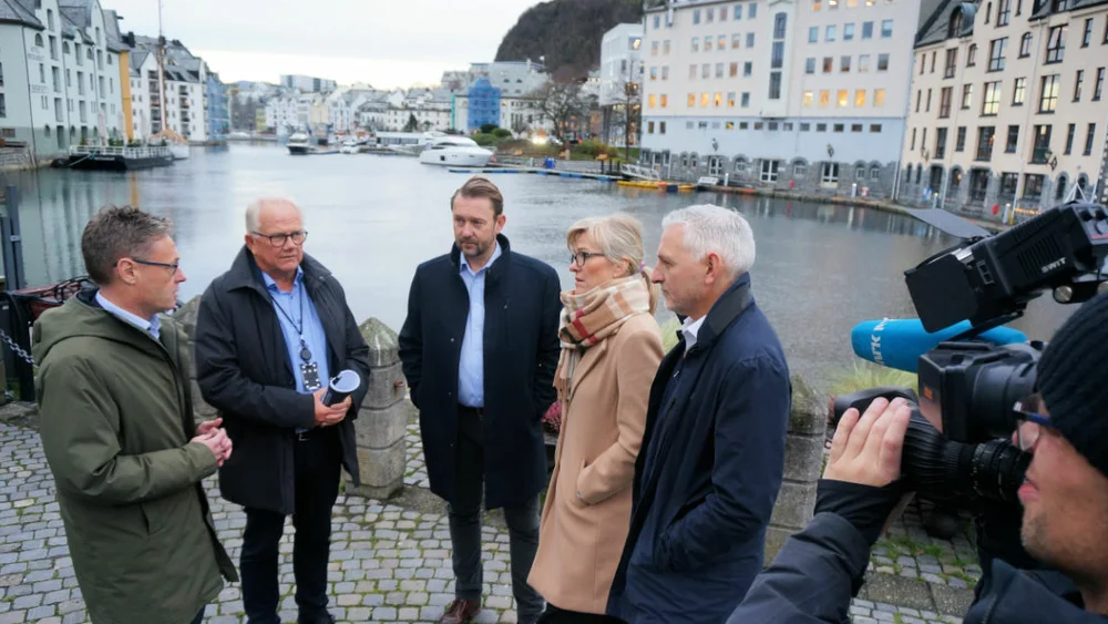 Fv Runar Debess spbanken møre Jan Rune Hurlen spb1 SMN Petter Leon Fauske MMC First Process Lene Trude Solheim Næringsforeningen Ålesund regionen Stig Bjørdeldal Dgl Cflow