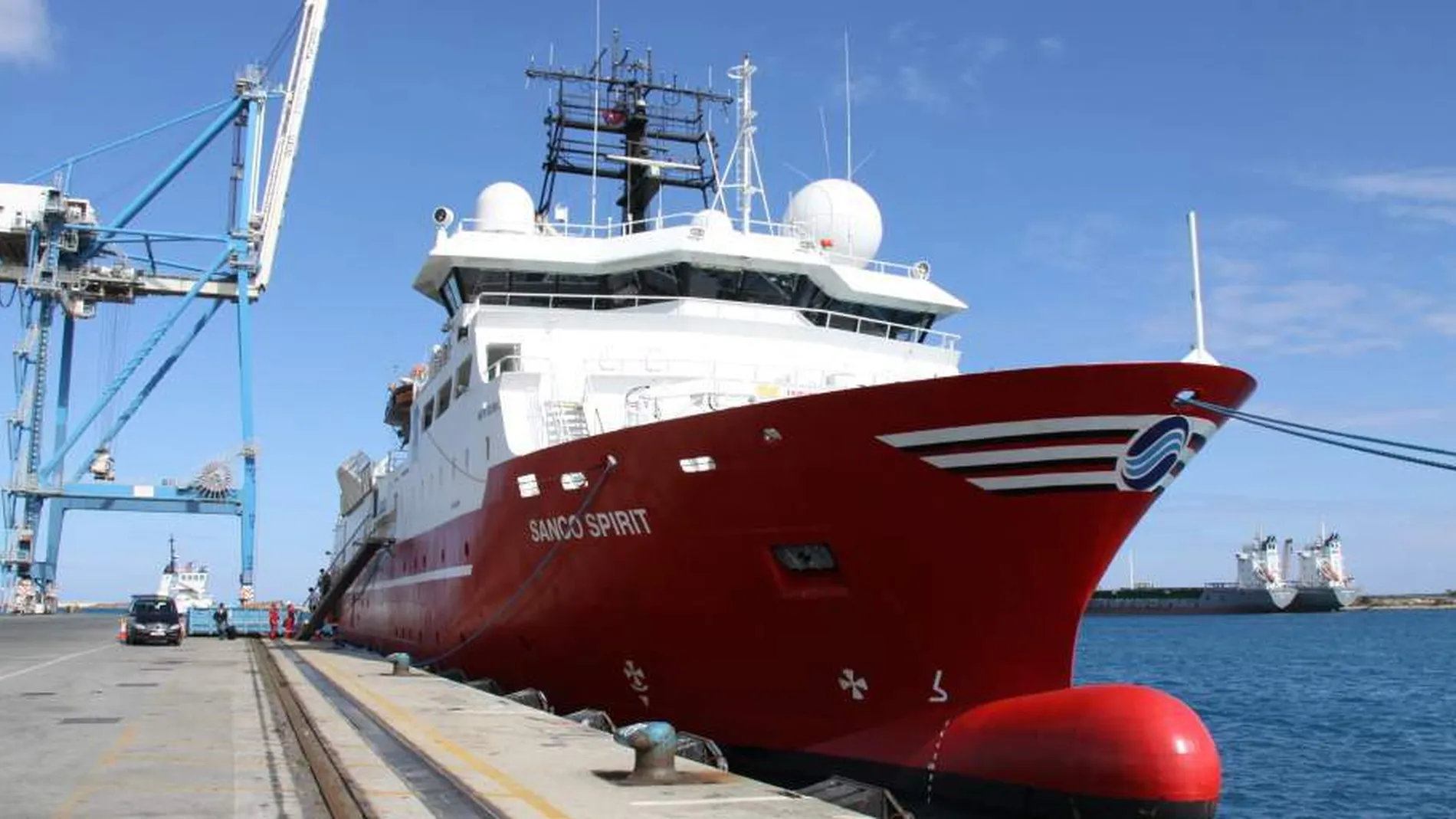 Tek to skip ut av opplag