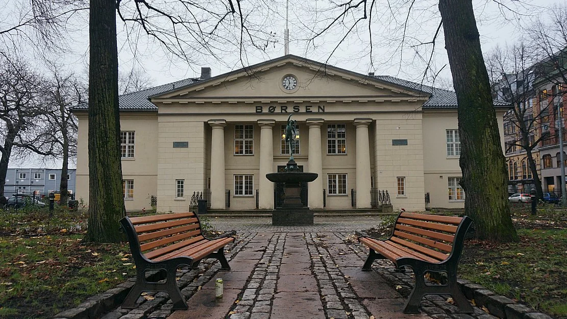 Groenn laaneboelge paa boersen