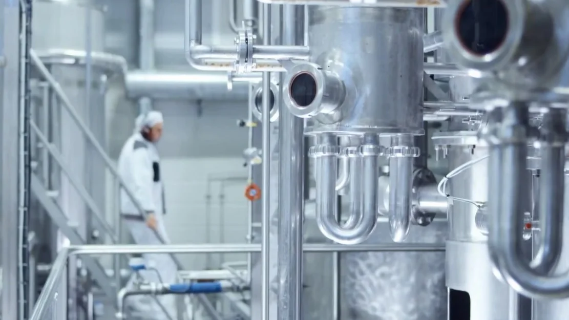 Hofseth satsar i Midsund