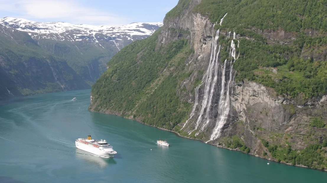 Geirangerfjorden foto Eivind Sperre Austnes