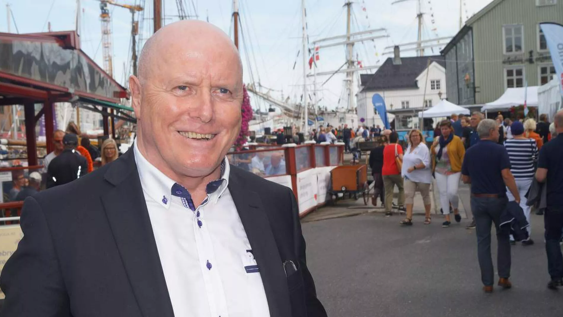 Med staaltru paa smaabedriftene