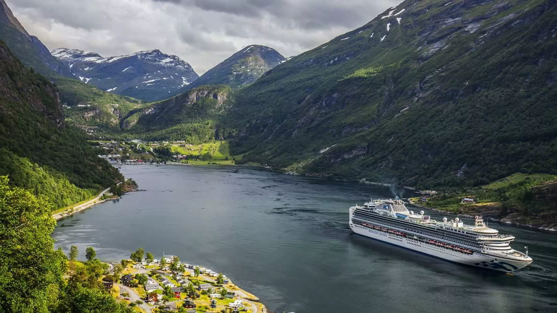 Samde om miljoekrav til cruisenaeringa