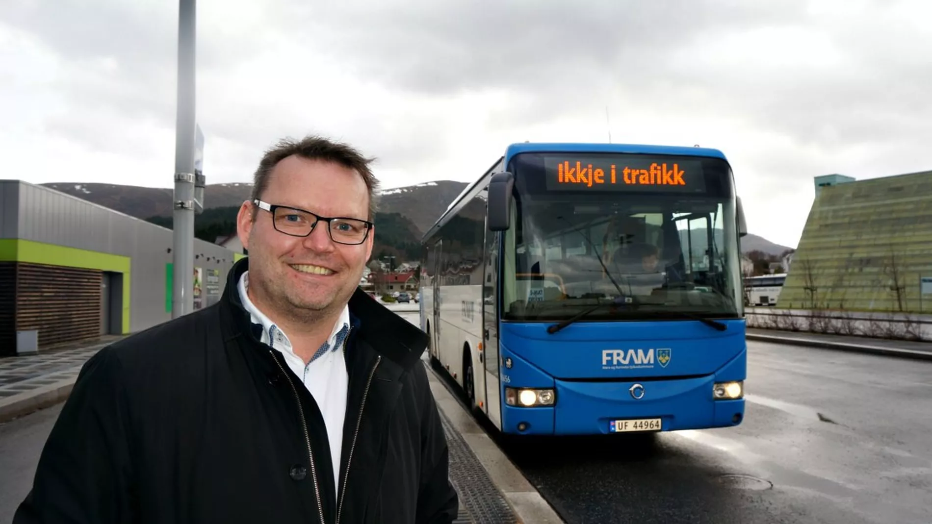 Ulstein avtale om sjoelvstyrt buss