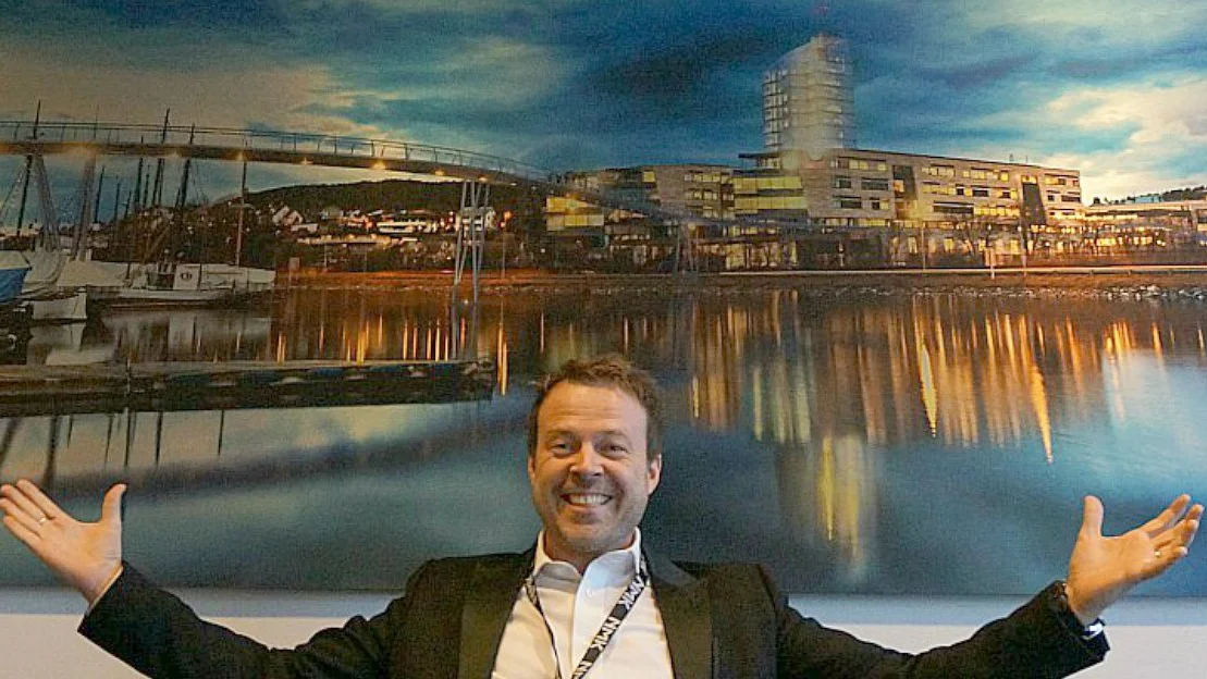 Vurderer ja til hotell ved NMK