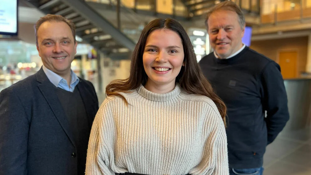 Elise Dag Arnfinn 10d736c24b54623aee7c17f28e13399c