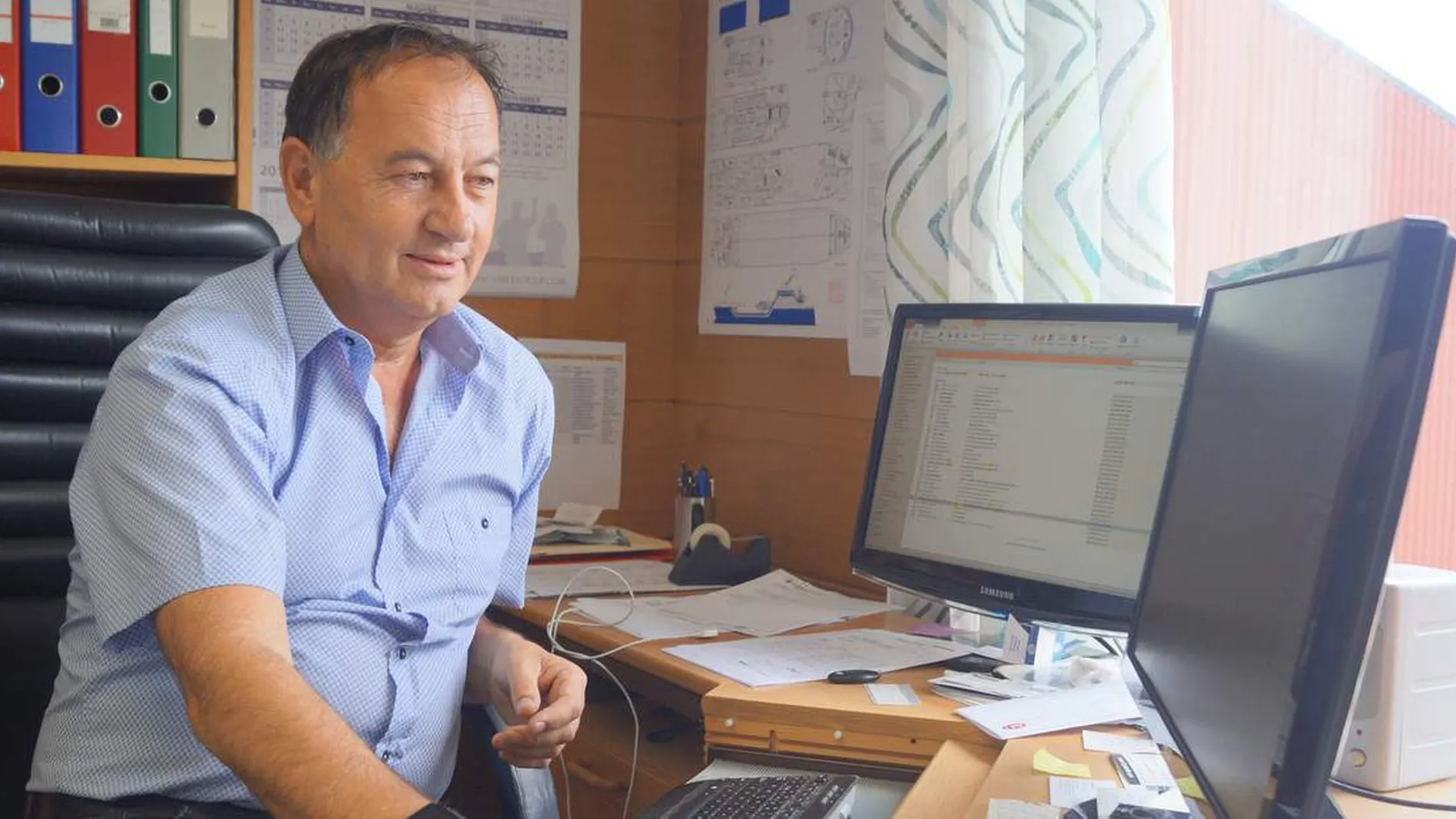 Rostein kontrakt til Larsnes