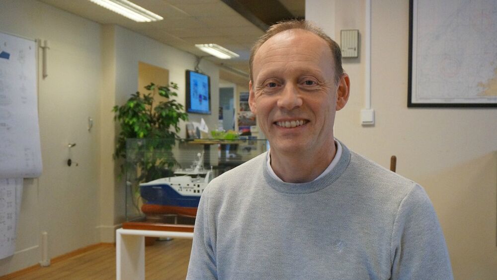Fint paa sjoeen toeft paa land