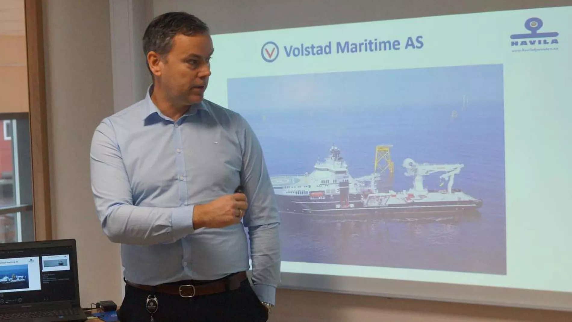 Vil halde flaaten samla