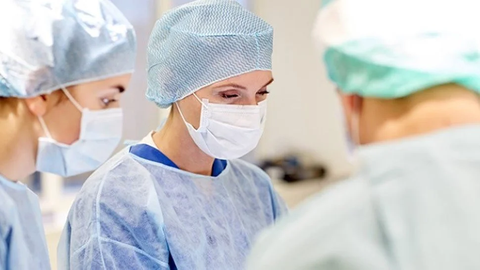 Ber bedriftene hjelpe sykehusene