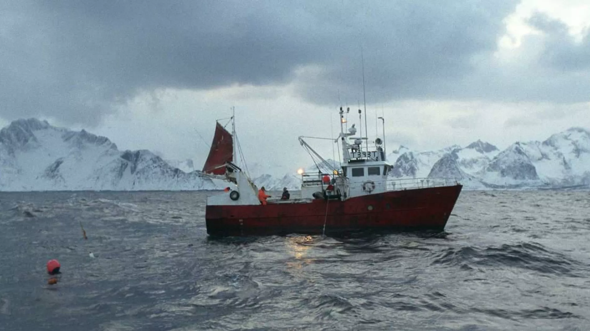 SV vil forby store baatar aa fiske naer land