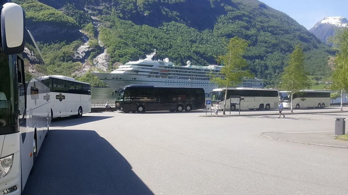 Full stopp etter rekordaar