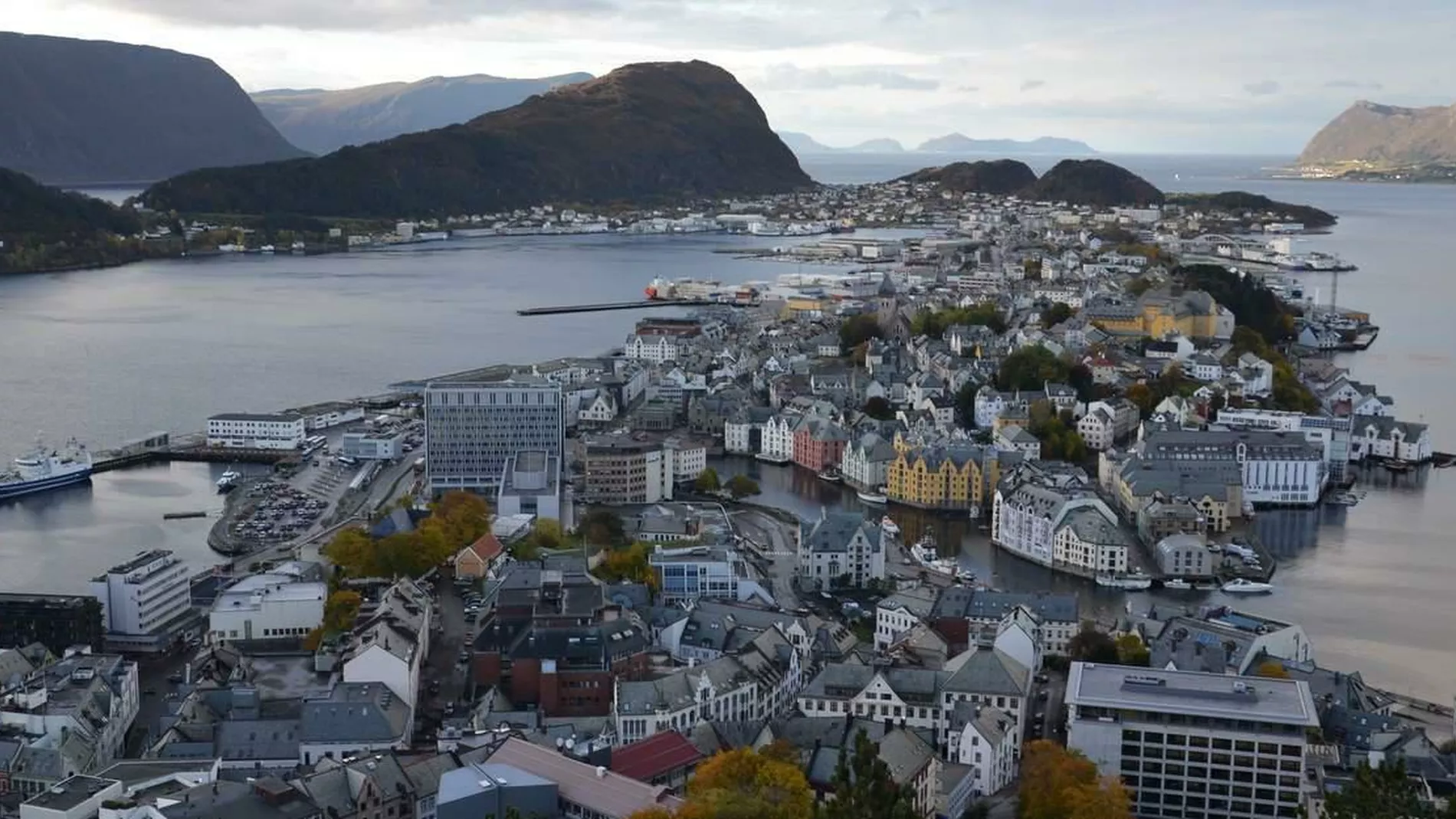 Folketalet aukar i Sula Heroey og A Alesund