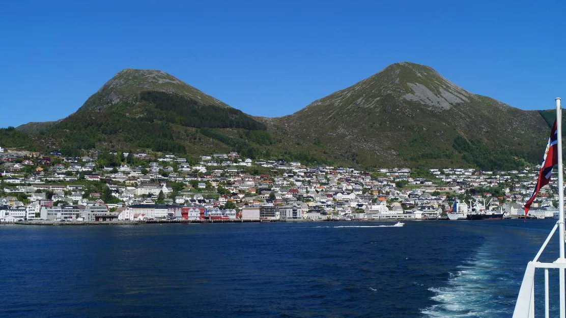 Maaloey faar smartby stoette