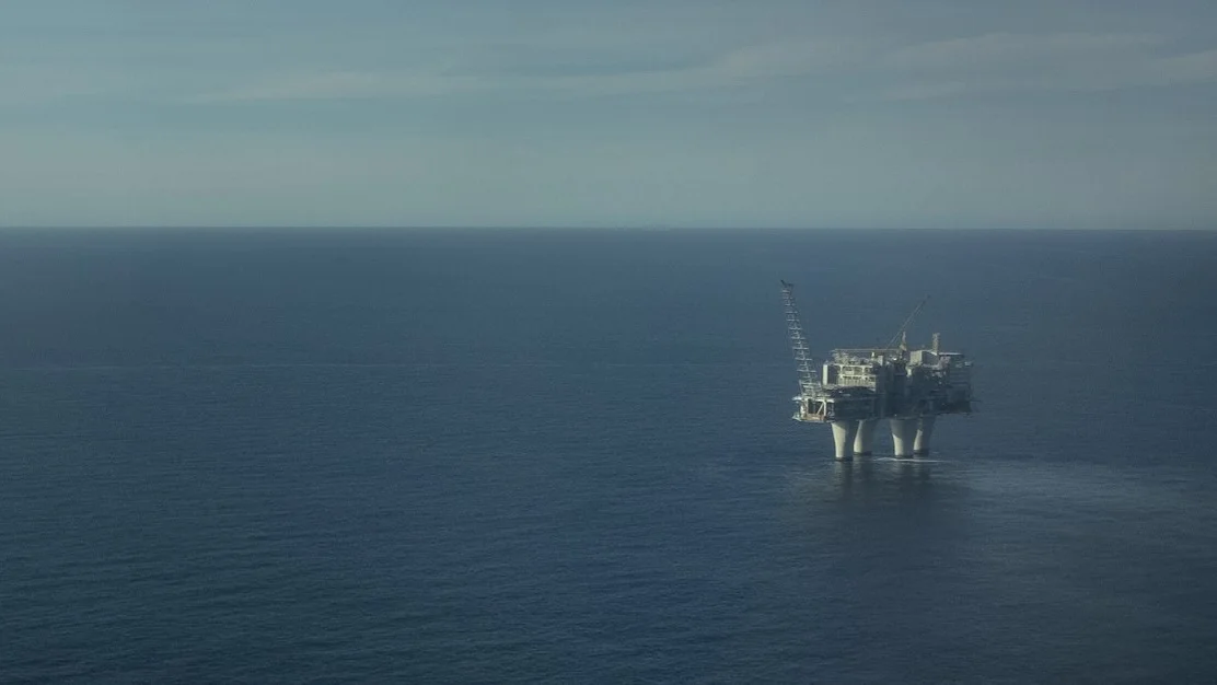 Oljeverdiane fall med 50 mrd paa to aar