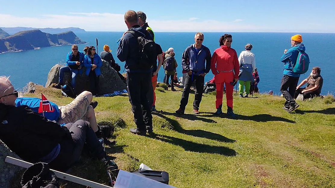 Aksjonerte mot vindkraftverk ved fuglefjellet