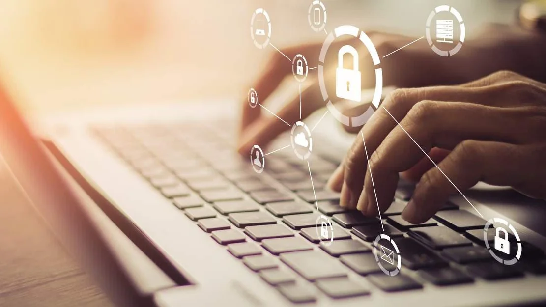 Flere angrepet ved hjemmekontor