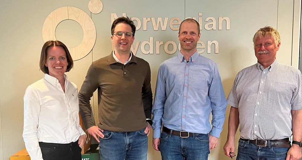 Norwegian hydrogen Peab K Nordang kontrakt Hellesylt foto Norwegian Hydrogen 11