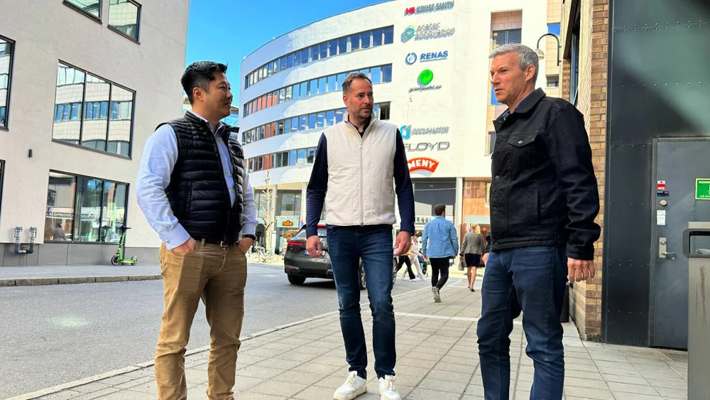 Stiand Bank i midten Parkly