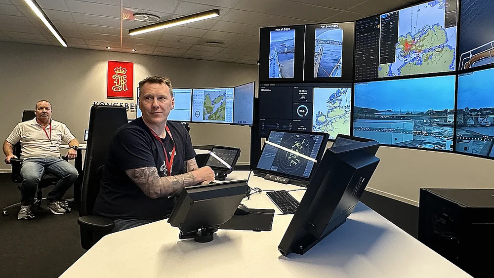 Kongsberg kontrollsenter Tor Arne Skarsvåg Morten Antonsen Foto Marius Rosbach 11