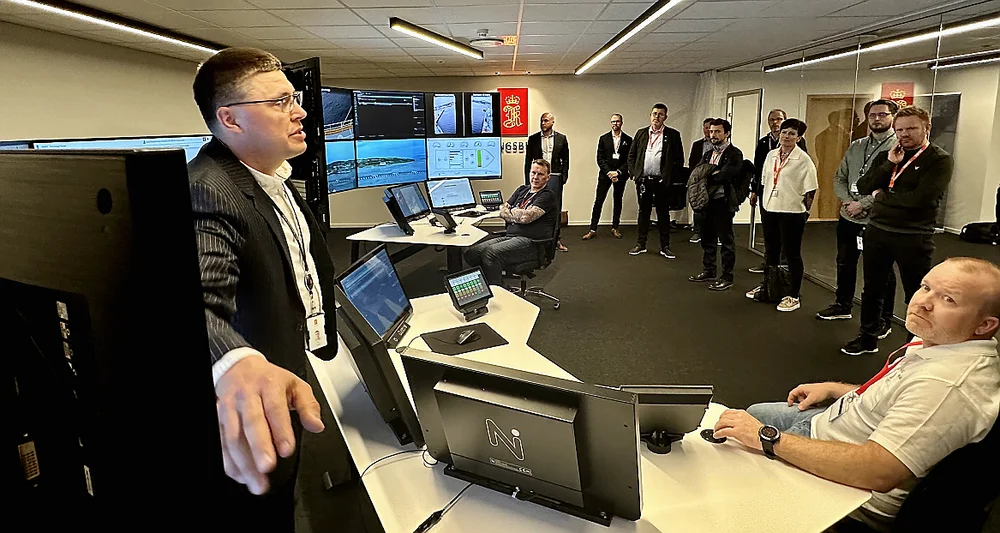 Kongsberg Maritime kontrolsenter NMK foto marius 22