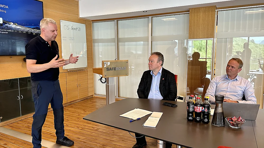 Lars Oscar Fossen Øvstegård møte foto marius