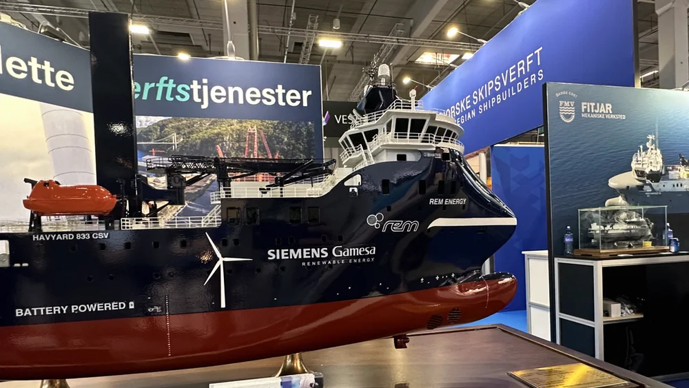 Skipsmodell rem energy nor shipping foto marius 11