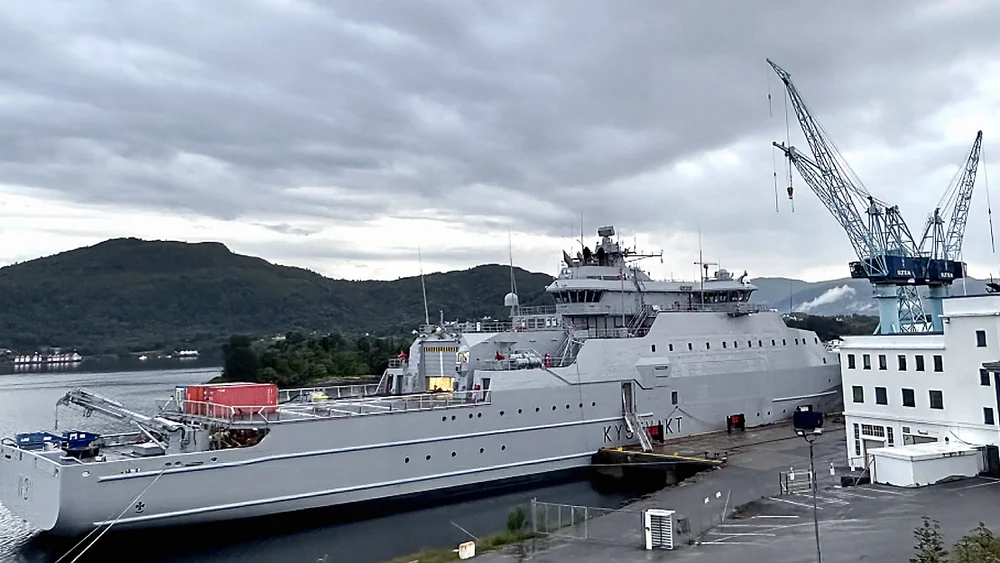 Kv Bjørnøya ved Ulstein Verft foto Marius Rosbach 11