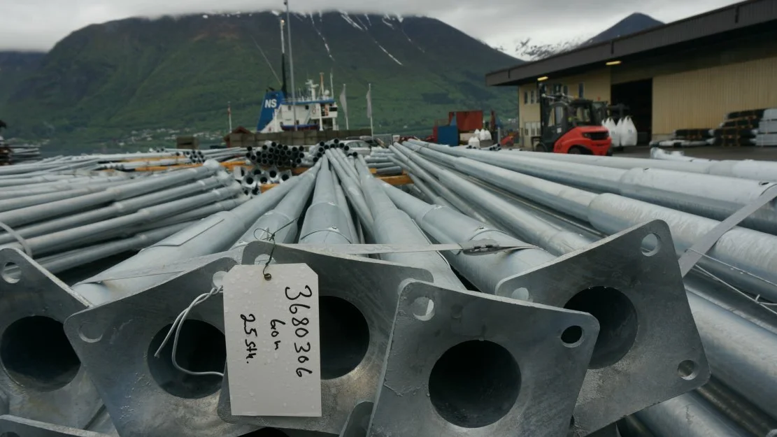 Vik Ørsta master Ørstaterminalen foto Ogne