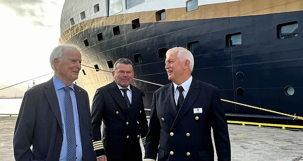 Per Sævik anløp Havila Pollux Foto Marius Rosbach 111