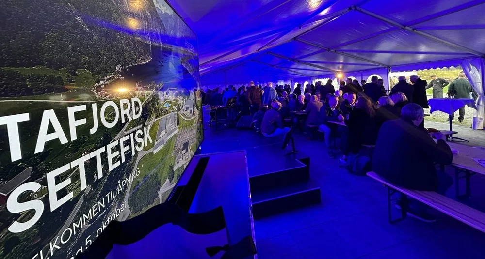 Tafjord feiring Hofseth aqua foto marius