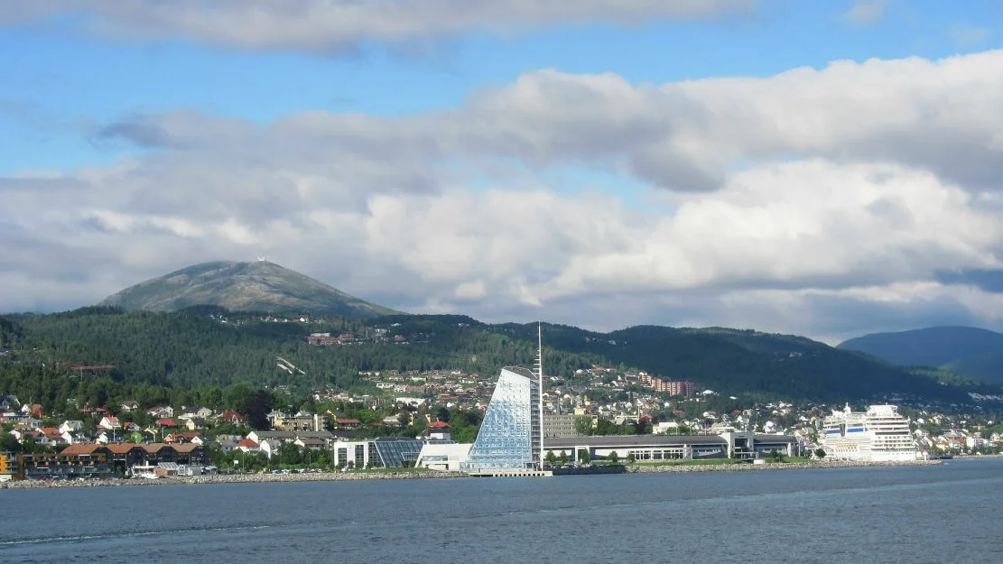 Molde foto Erik den ynger Wikimedia Commons